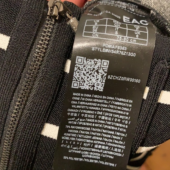 Guess Women’s Dress 👗🌸 - Picture 12 of 15